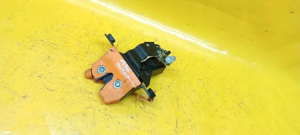 фото №10, Замок крышки задняя octavia i hb 1u6827501c