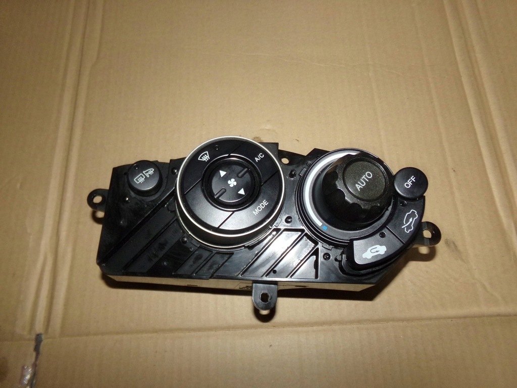 фото №1, Панель обдув управление civic viii ufo