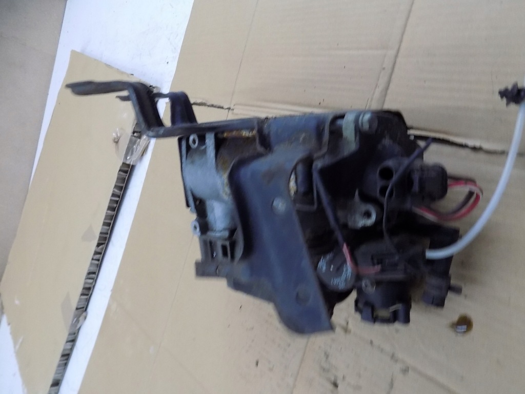 Mercedes e klasa w211 компресор компресор підвіска насос агрегат 0011224 Недорого