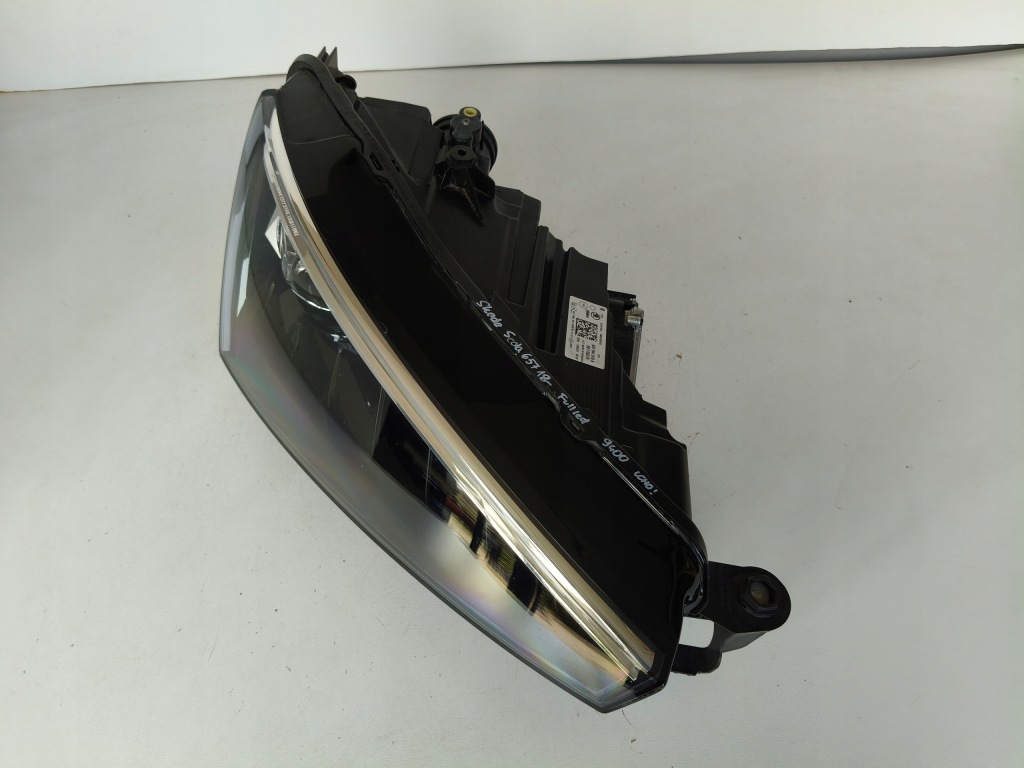 фото №3, Лампа правая фара skoda scala 657 18- full led