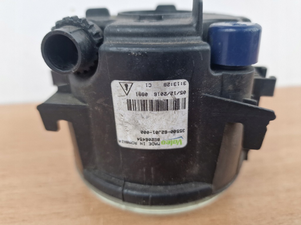 Противотуманная фара r=l ford citroen renault peugeot fiat Цена