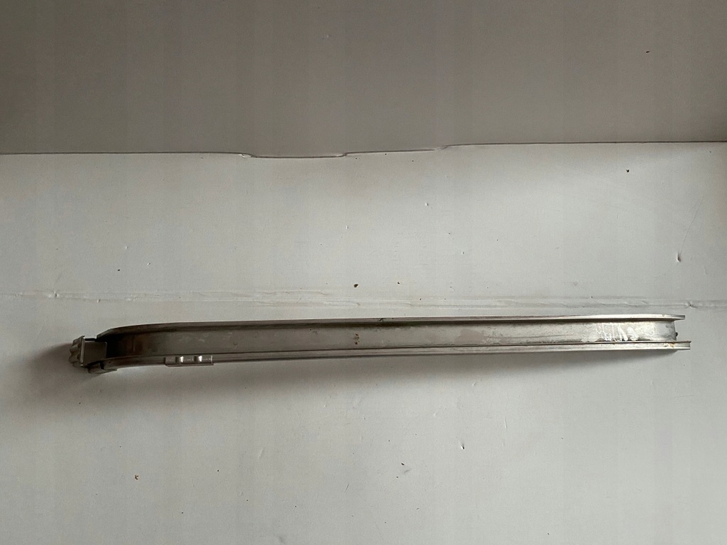 фото №4, Защита направляющая дверь правая mazda 5