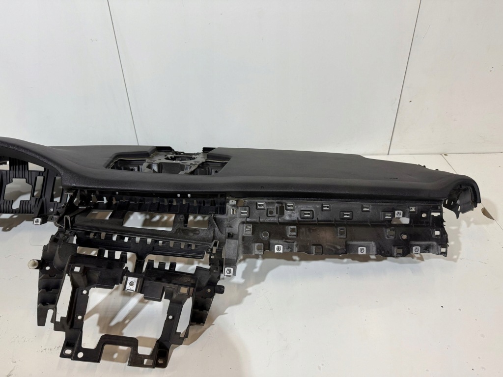 фото №5, Porsche cayenne 9y1 9y0 18- панель приладів панель  air bag ładna 9y1857003m