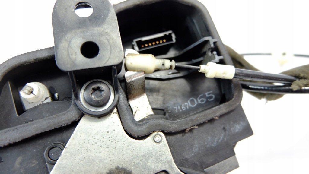 фото №5, Bmw 7 e65 замок двері лівий перед 5pin 7167065