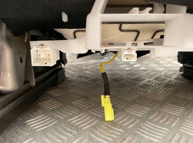 фото №14, Сидіння комплект заднє сидіння обшивки toyota rav4 v europa