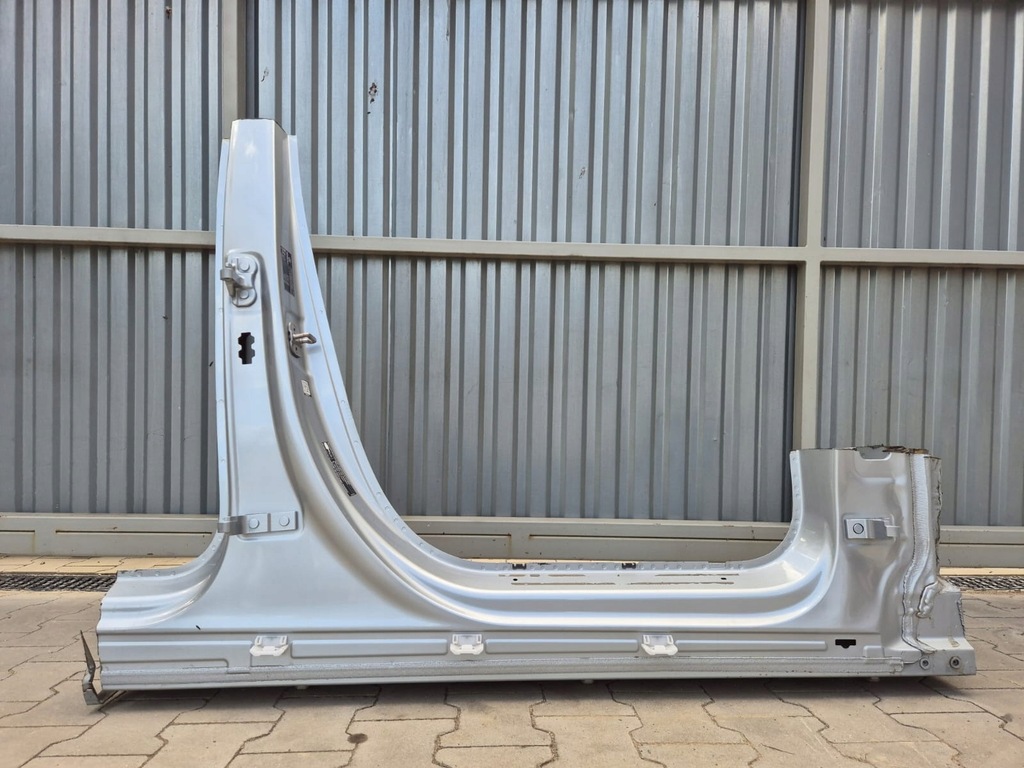 фото №1, Mercedes w247 блок двигателя правый 922