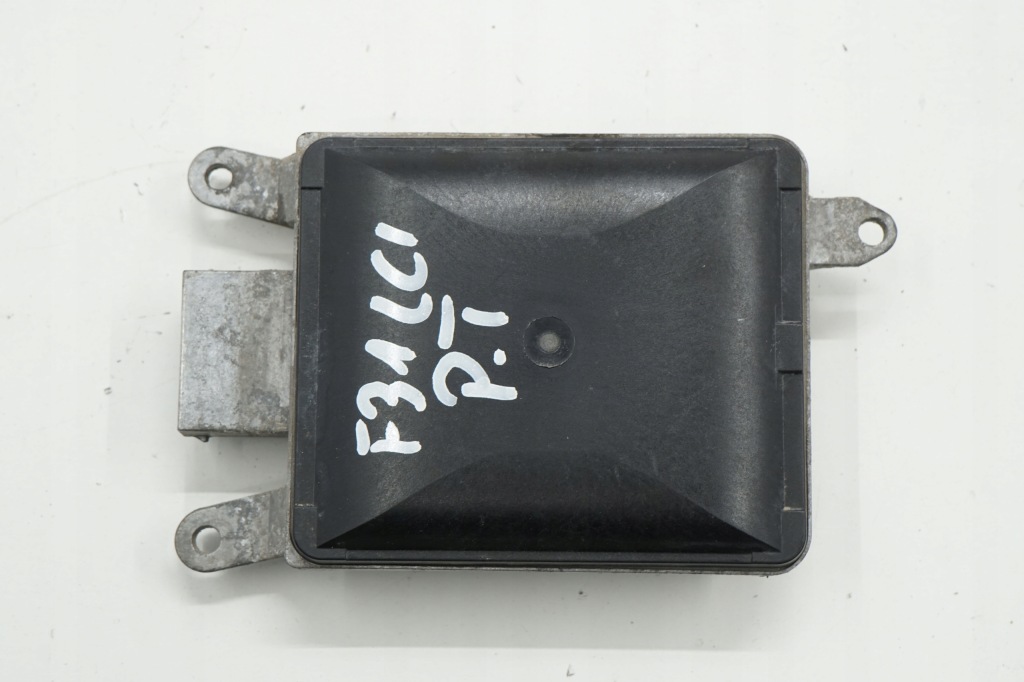 фото №1, Bmw 3 f30 f31 lift 16r радар датчик astystent поперечина движения 6876894