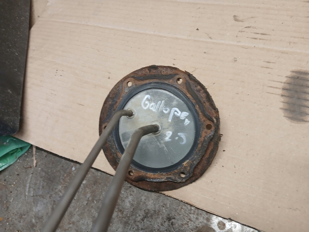 фото №5, Hyundai galloper 2,5 маслоприёмник топлива