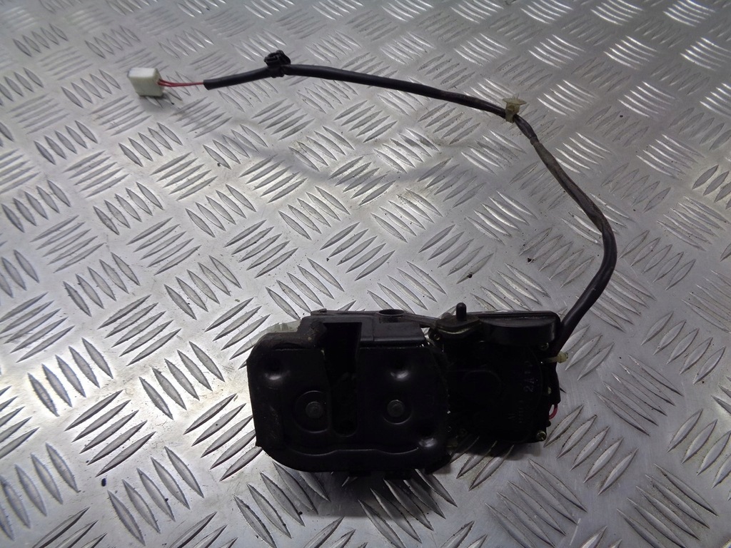 фото №1, Замок дверь центральный левый задняя mazda premacy