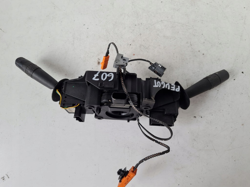 фото №8, Перемикач комбінований peugeot 607 34371501 europa