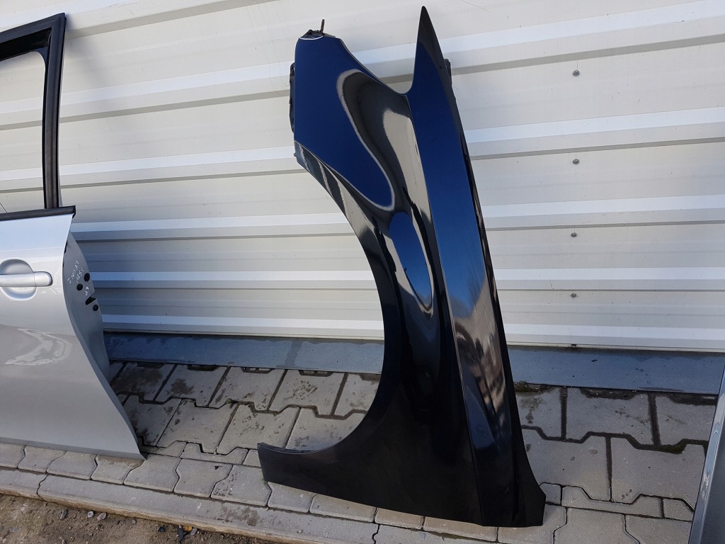 фото №1, Audi a3 8v 13r- крила лівий перед lz9y sportback