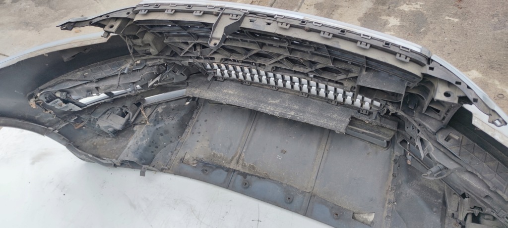 Бампер перед audi q7 4l cross off road омивачі pdc ly7g комплект оригінал ! в Україні