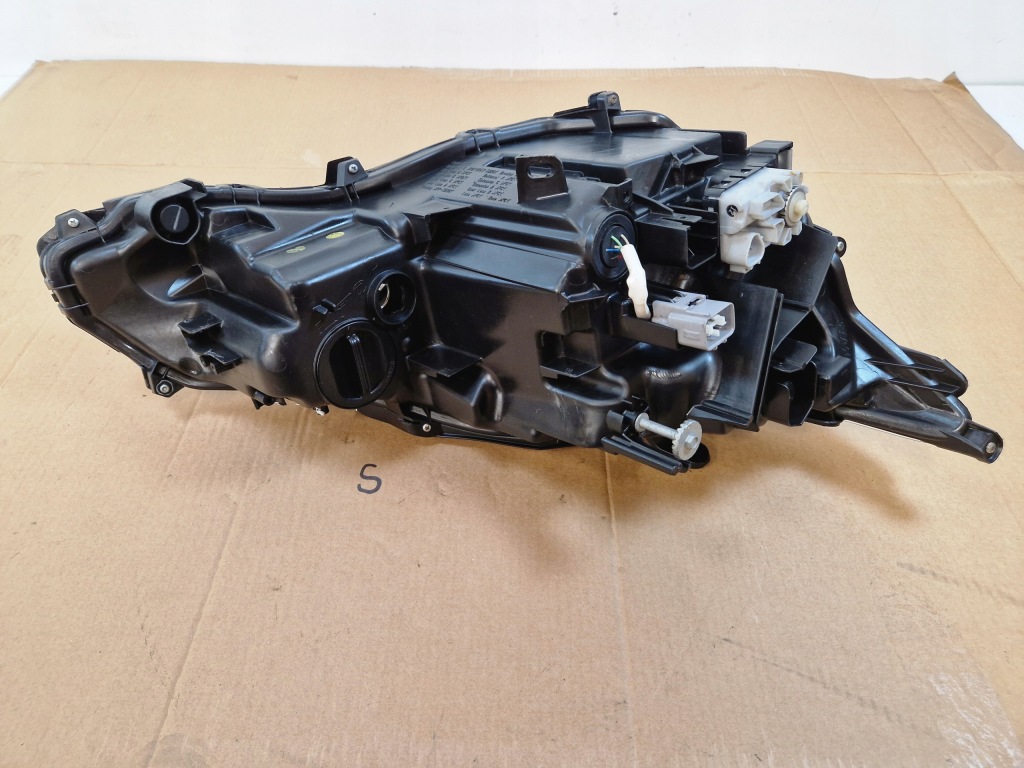 Lexus ct200h рестайлинг  фара передняя левая перед full led Недорого