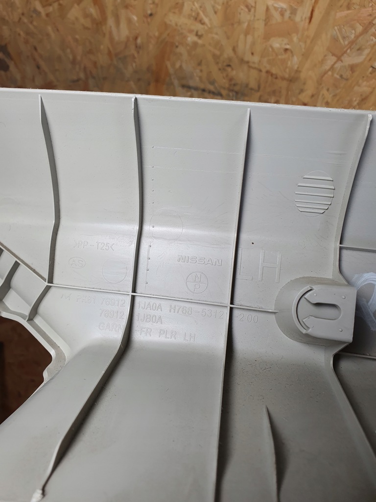 фото №4, Nissan quest обшивка стойка левая сторона