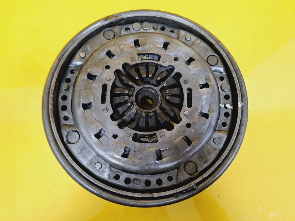 Сцепление комплект колесо двухмассовый маховик mercedes w245 b w169 2.0 cdi nr1 Доставка