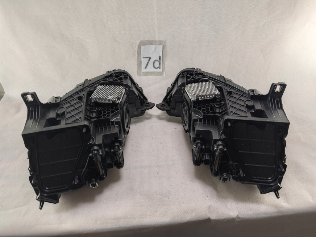 Audi q3 83a full led лівий праві фара фара ліва правий Київ