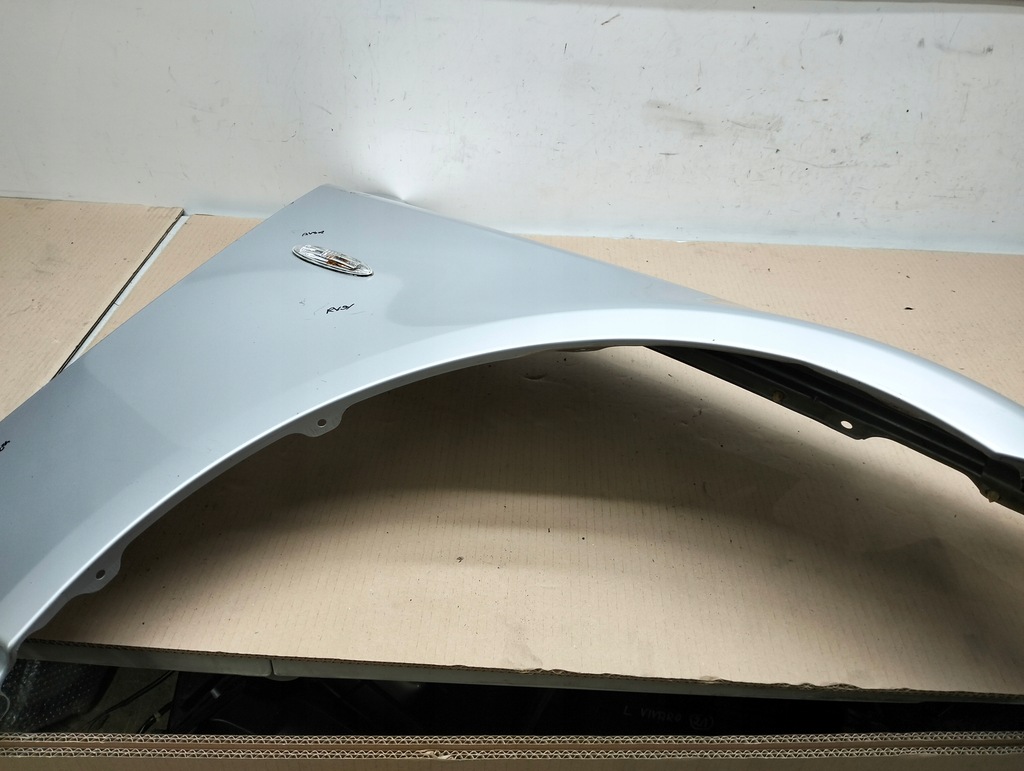 фото №13, Крыло правый перед lexus is ii 220 оригинал цвет 1g1 sedan