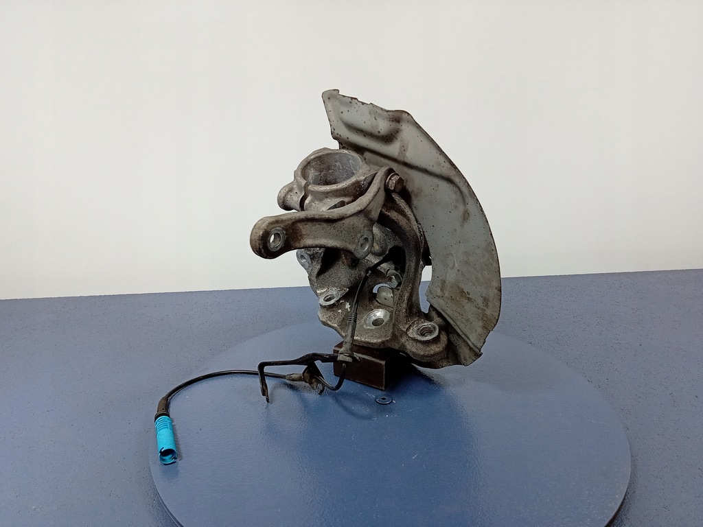 фото №4, Bmw 5 e60 e61 поворотный кулак левая перед ступица 6760953