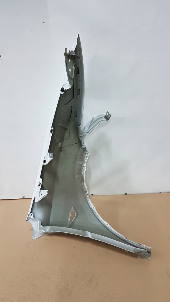 Крыло  перед левое  tesla y рестайлинг  25- оригинал Недорого