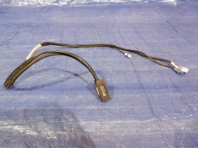 фото №1, Кабель шланг мультимедийный жгут ami mercedes ml w166 gl x166