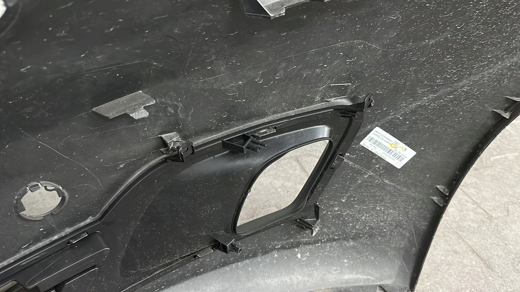 фото №10, Kia venga 2011- бампер перед передний