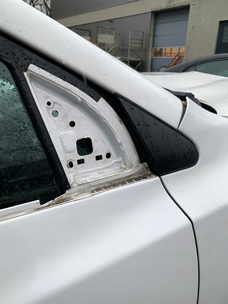 фото №10, Hyundai ix35 дверь правое передние цвет tcw