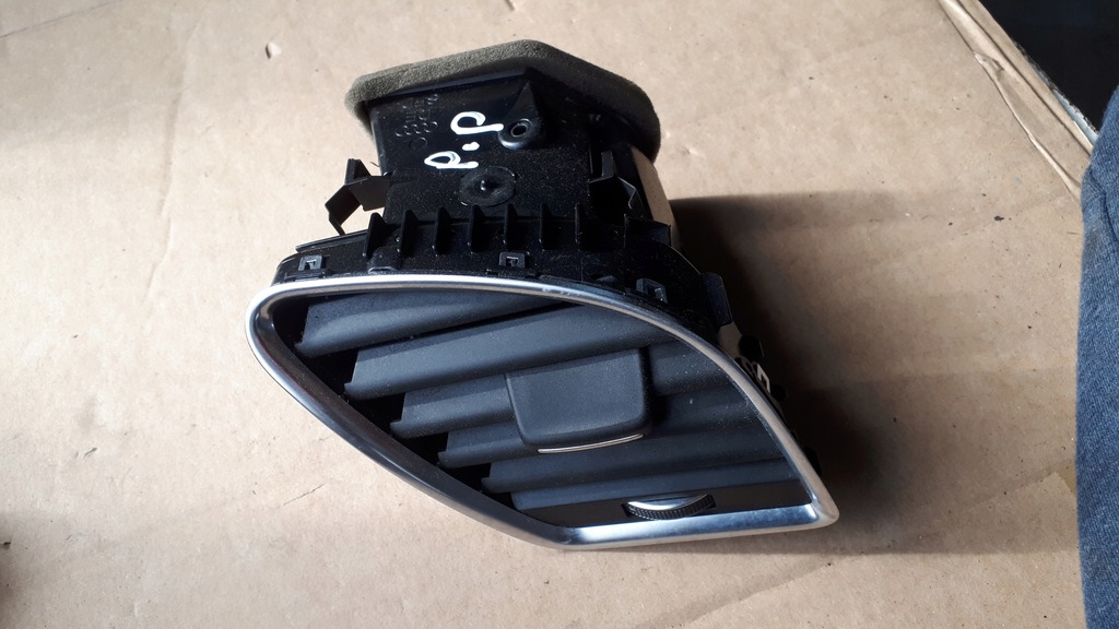 фото №1, S4 b8 lift решётка обдув правая перед a4 b8 eu