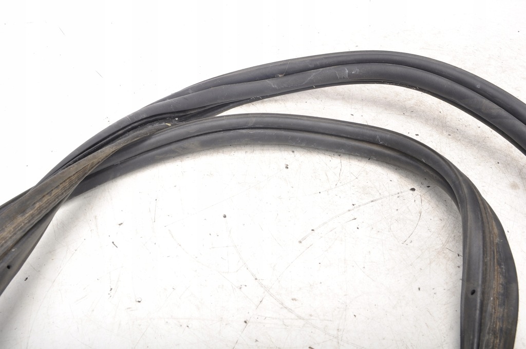 фото №7, Maserati ghibli iii прокладка кришки багажника