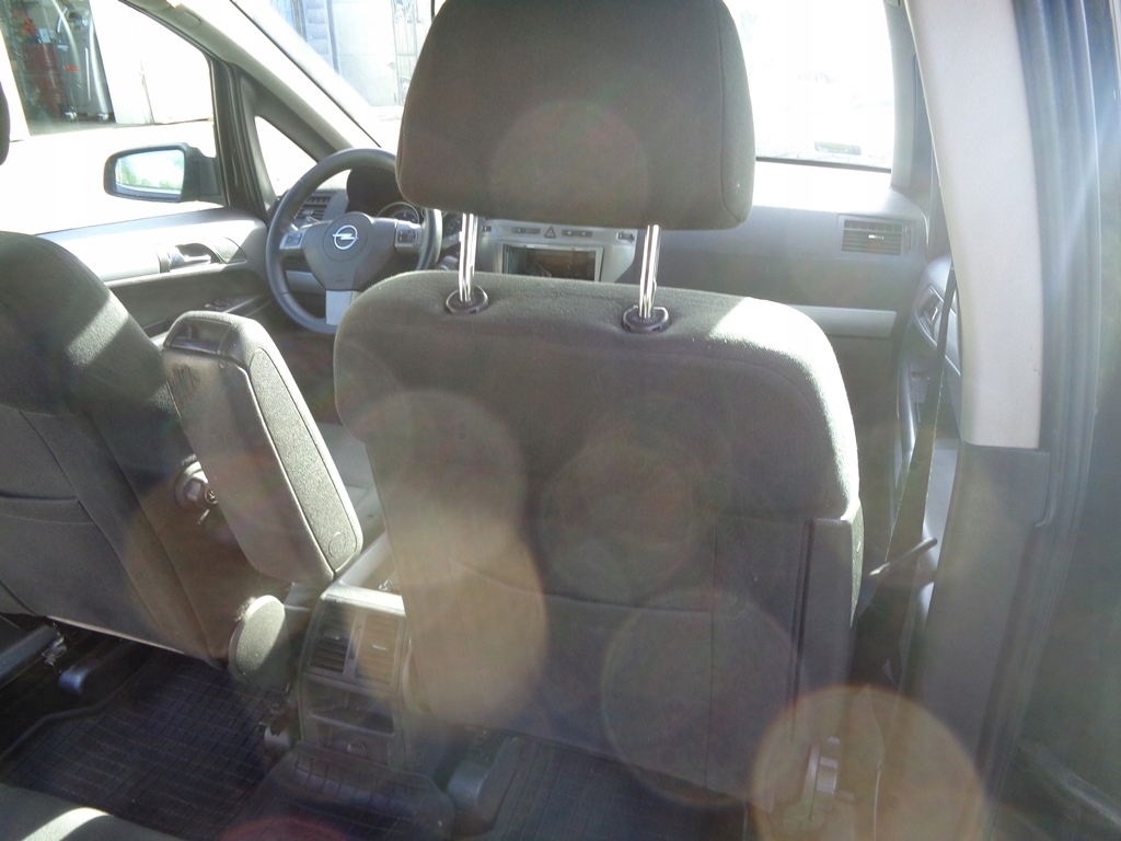 фото №8, Сидіння правий перед пасажира opel zafira b 05-10r europa