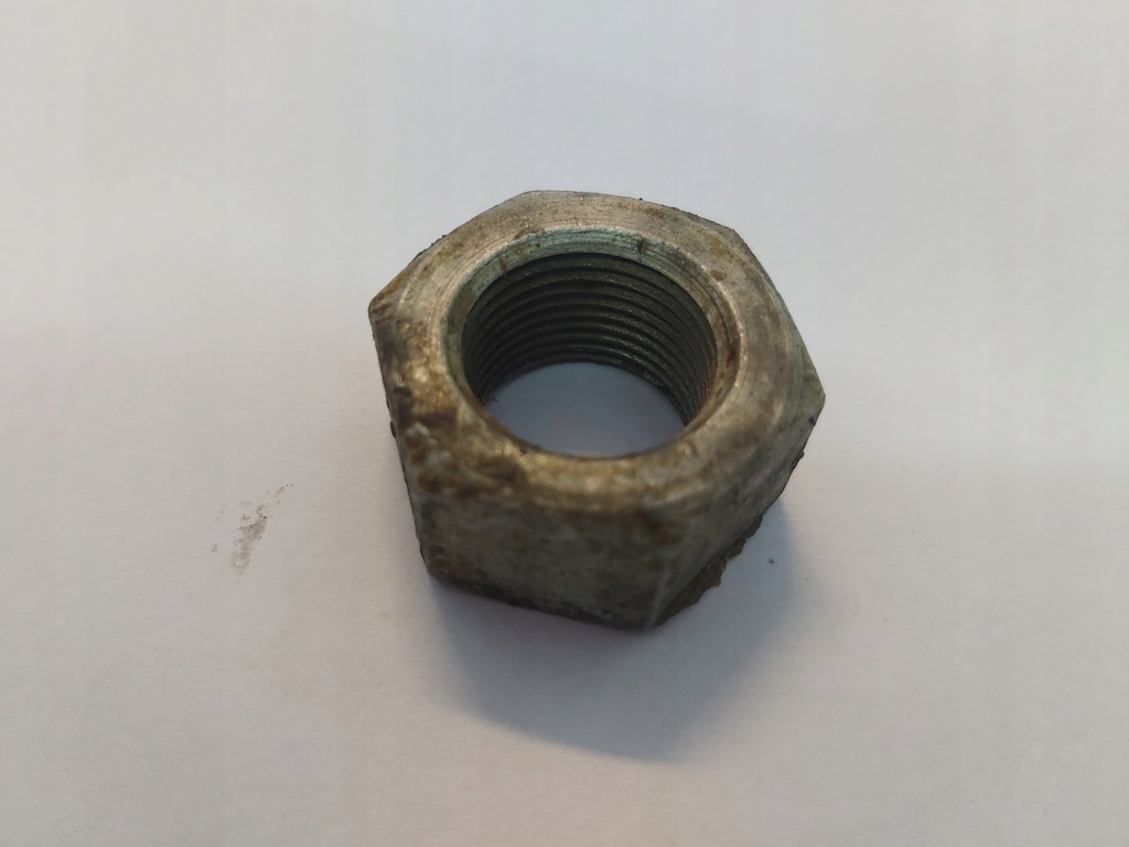 фото №1, Kamaz гайка стяжки ресора перед m20 lublin