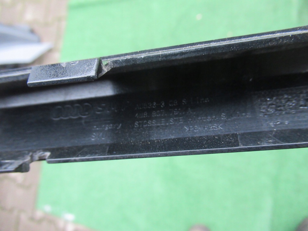 фото №11, Audi q8 4m8 s line молдинг дифузор бампер задня 4m8807791a