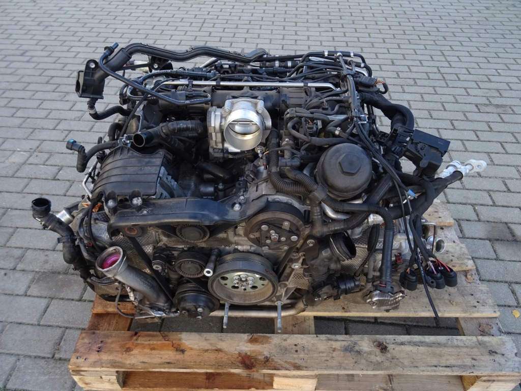 Купити Porsche 991 рестайлінг  gts двигун dcj 3.0