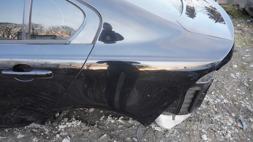 фото №1, Jaguar xe крыло задняя левый задний