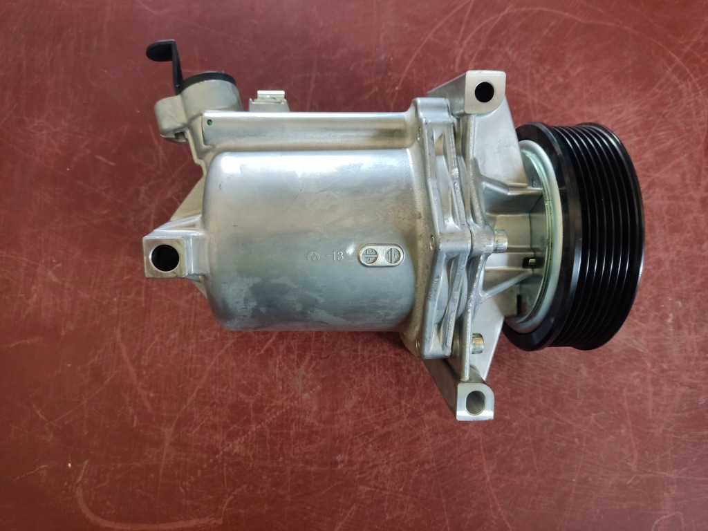 фото №6, Компрессор компрессор кондиционера dacia 926008367r