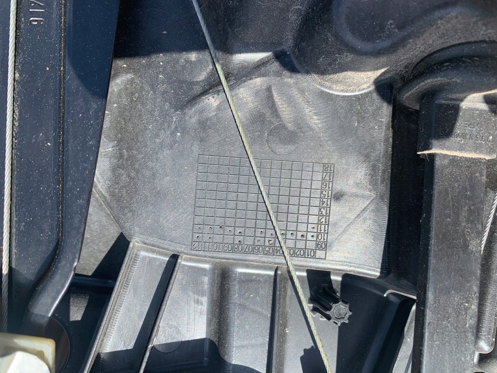 фото №8, Подъемник стекло правый задняя porsche cayenne 7p5 ii