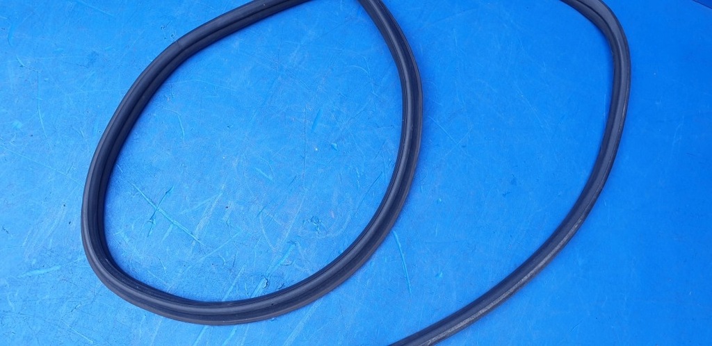 фото №6, Прокладка крышки багажника porsche cayenne ii 7p5 958