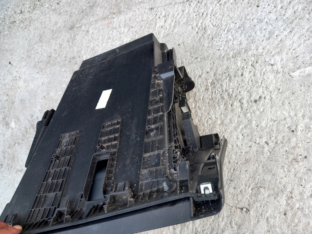 фото №6, Renault clio v 1.0tce бардачок