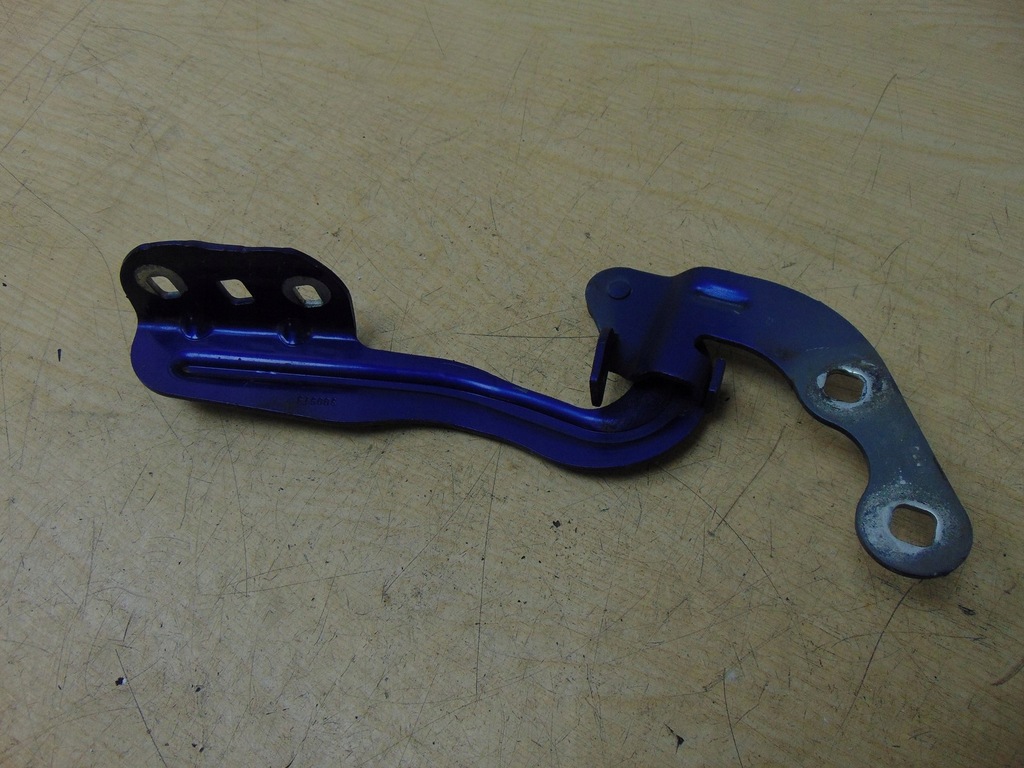 фото №10, Петля капот правий ford transit courier 2014-