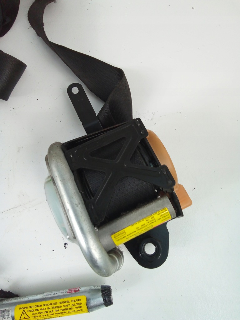 фото №3, L280 pas безпеки правий перед opel insignia a