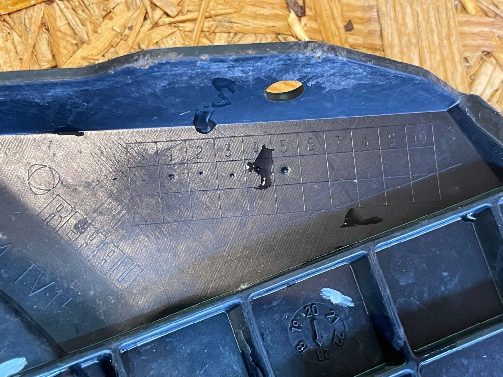 фото №10, Mercedes glc 1 i x253 c253 15-22 направляющая кронштейн кронштейн бампера левый перед