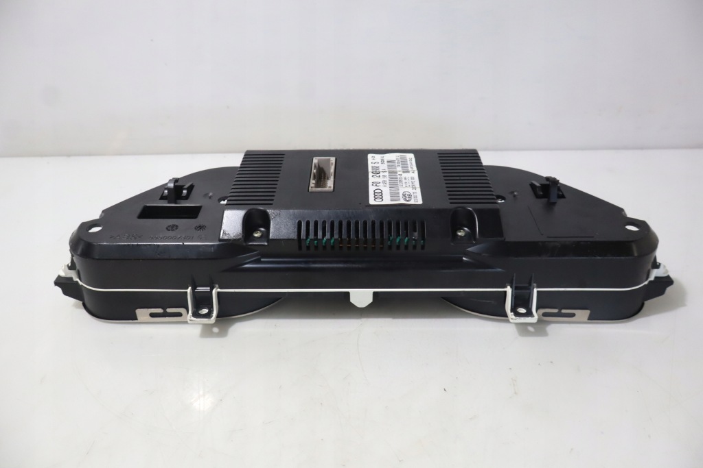 фото №4, Приборы audi a6 c6 3.0tdi