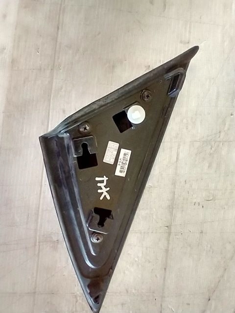 фото №9, Hyundai i40 трикутник заглушка молдинг захист крила ліва перед 86180-3z000