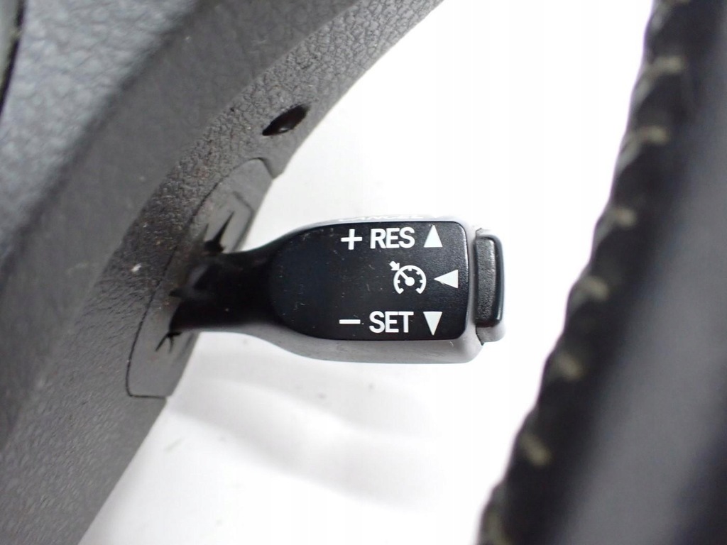 фото №10, Воздуховод мультифункция кожа toyota auris ii e18 18r