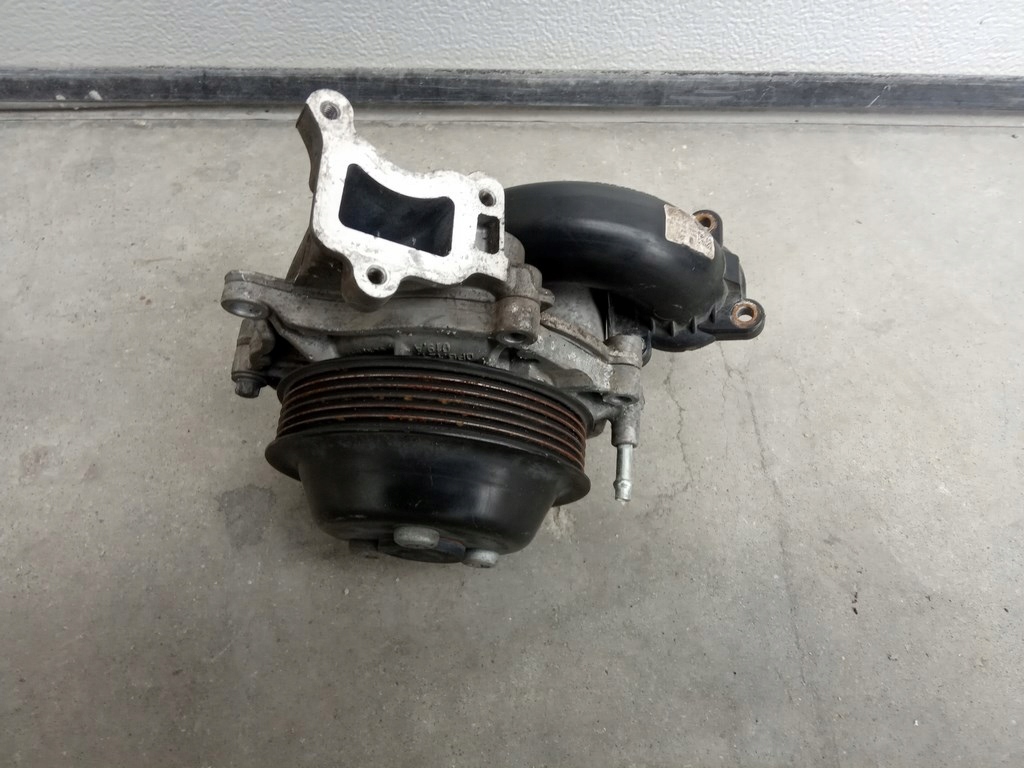 фото №8, Porsche 911 991 - насос водяна 0pb121010a