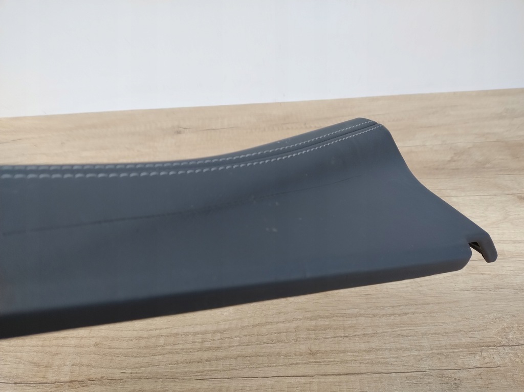 фото №7, Audi e-tron gt rs 4j3 правая молдинг обивка дверь