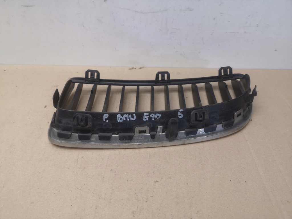 Решітка радіатора решітки радіатора ліва + права bmw 3 e90 e91 05-08 oem в Україні