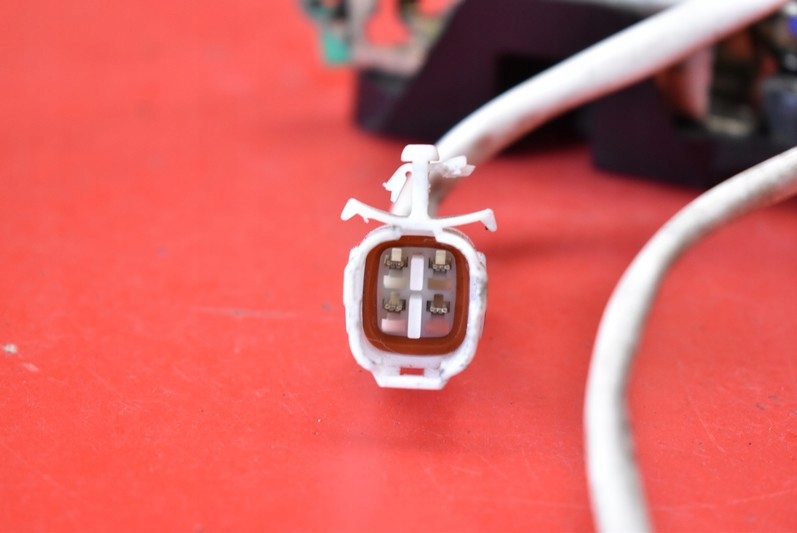 фото №7, Замок двері лівий перед eu suzuki baleno 1 i 00r