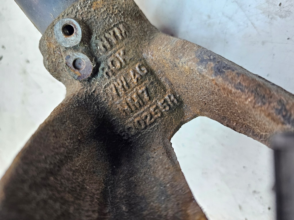 фото №9, Поворотный кулак левая audi a3 8v vw seat skoda 5q0413023eb