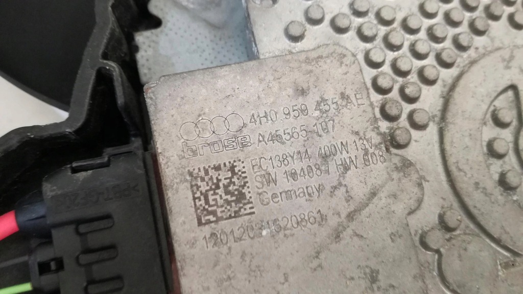 фото №10, Audi a8 4h корпус вентилятор 4h0121003n