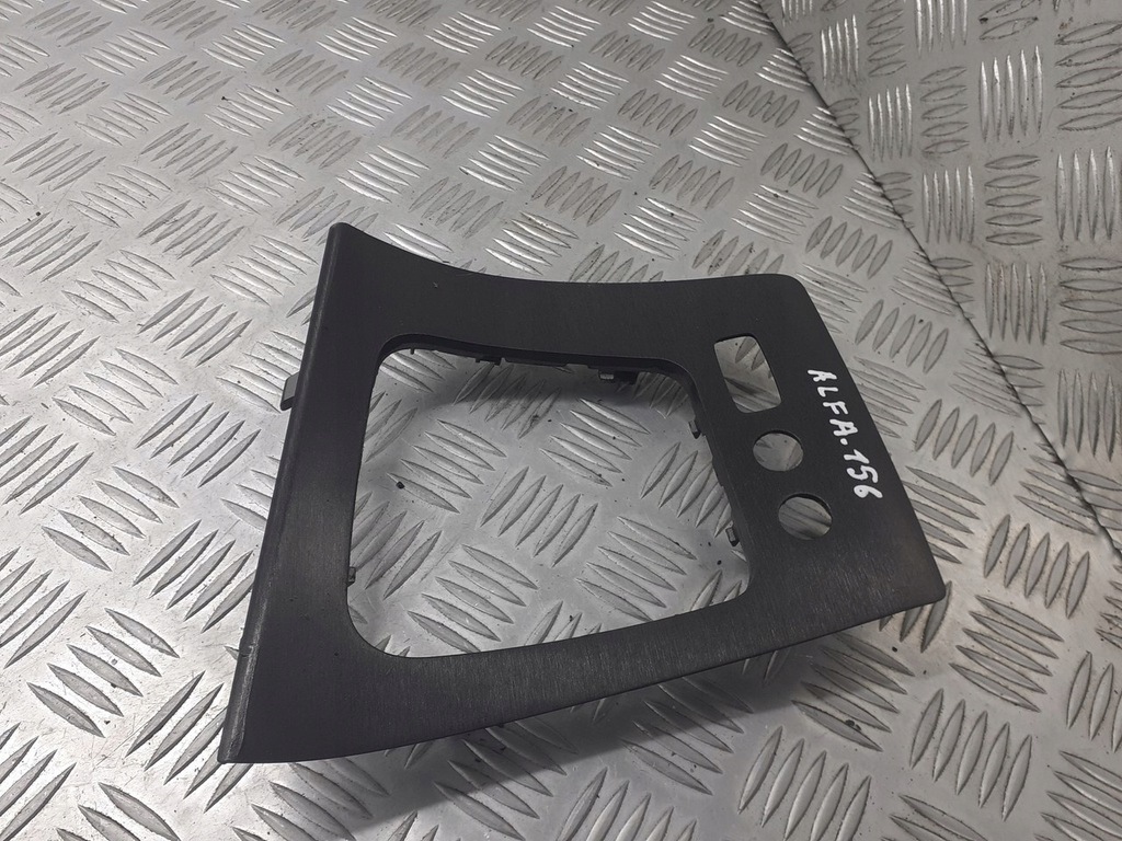 фото №1, Рамка чехол рычага переключения передач переключения передач alfa romeo 156